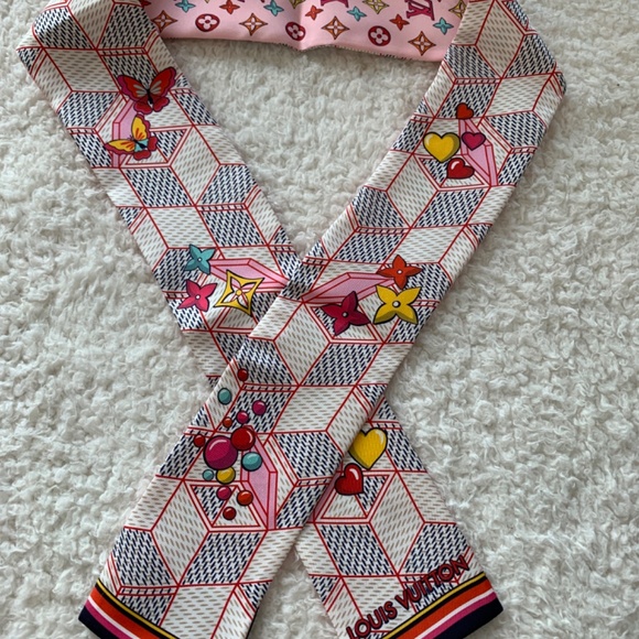 NEW LOUIS VUITTON DAMIER POP UP BANDEAU - M77697 - Picture 10 of 14